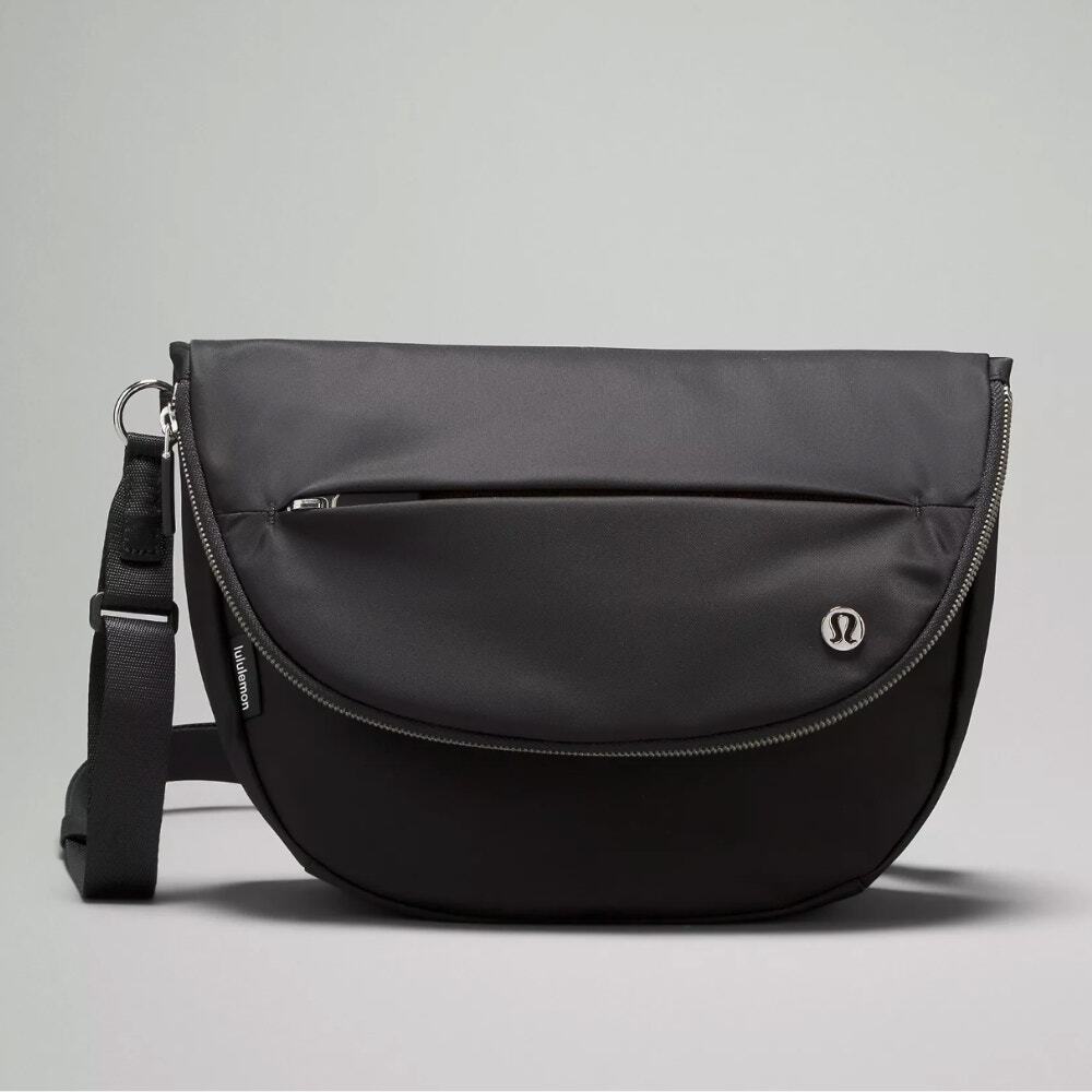 lululemon athletica Black Crossbody Bag All Night Festival 5L